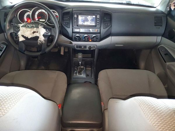 2015 TOYOTA TACOMA