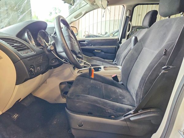 2012 DODGE GRAND CARAVAN SXT