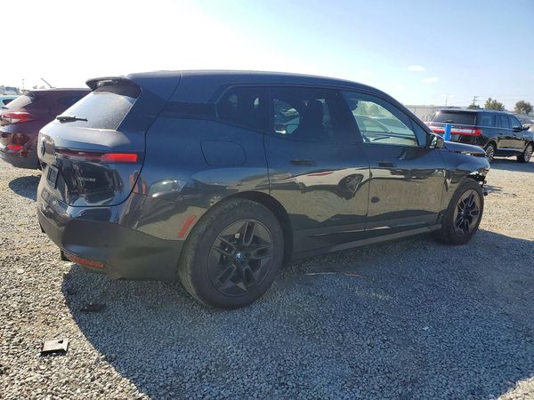 2023 BMW IX