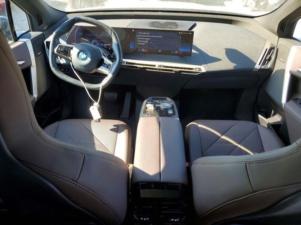 2023 BMW IX