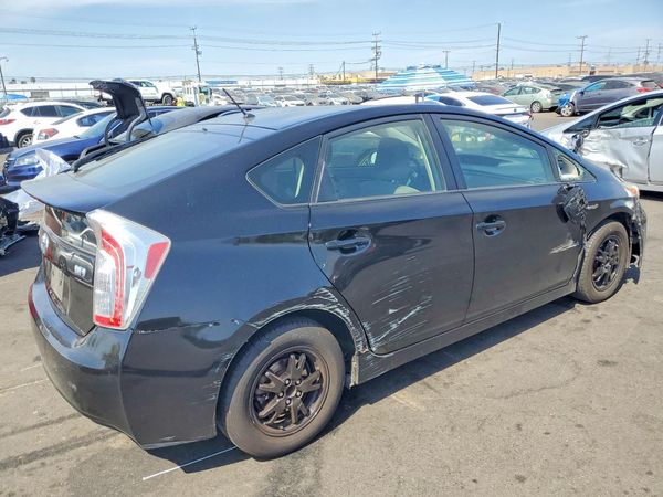 2014 TOYOTA PRIUS