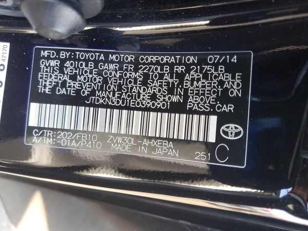 2014 TOYOTA PRIUS