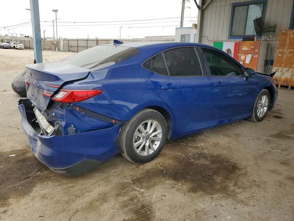 2025 TOYOTA CAMRY