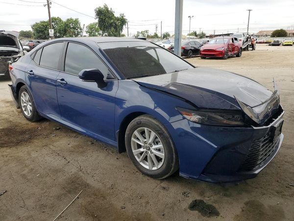 2025 TOYOTA CAMRY