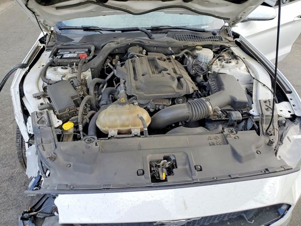 2019 FORD MUSTANG I4 Coupe