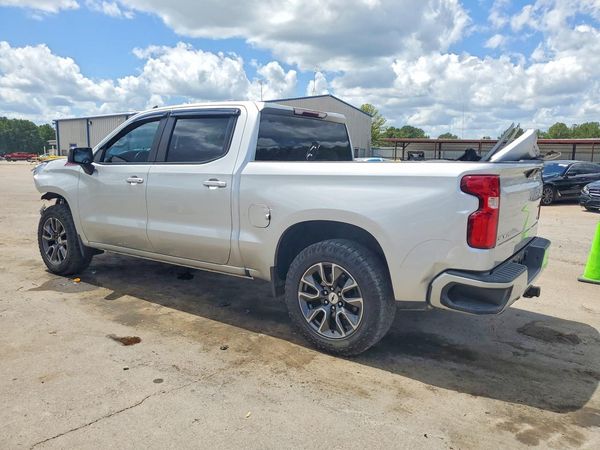 2021 CHEVROLET SILVERADO RST