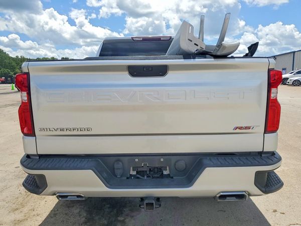 2021 CHEVROLET SILVERADO RST