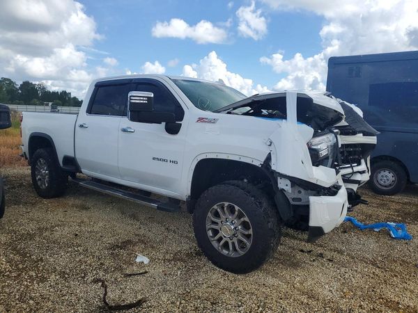 2025 CHEVROLET SILVERADO LTZ — Passenger 3/4