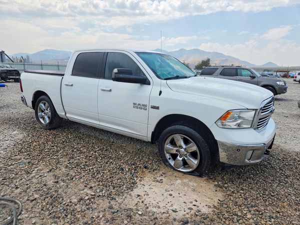2014 RAM 1500 SLT