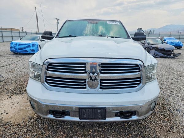 2014 RAM 1500 SLT