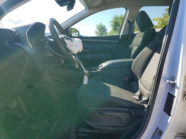 2023 HYUNDAI TUCSON SEL — DENT