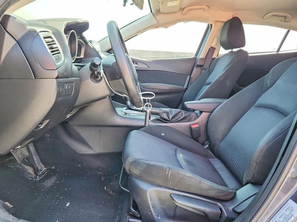 2014 MAZDA 3