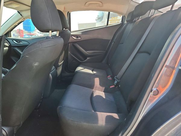2014 MAZDA 3