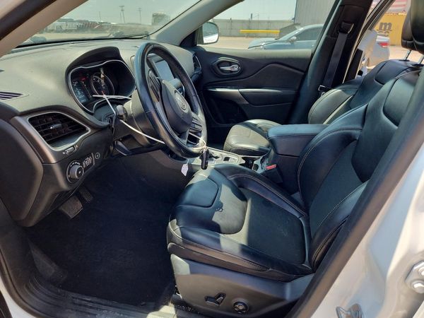 2020 JEEP CHEROKEE LATITUDE PLUS 4X4