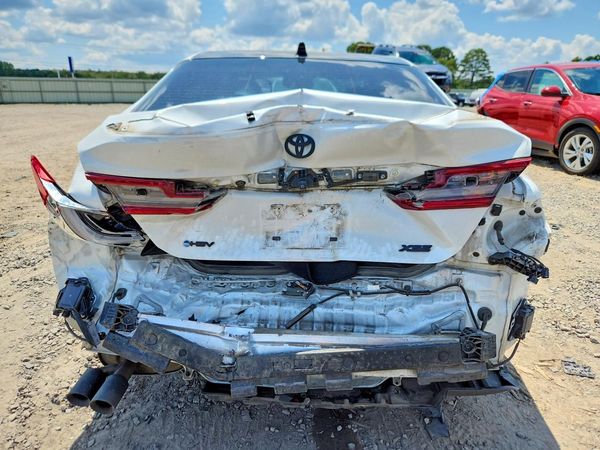 2025 TOYOTA CAMRY