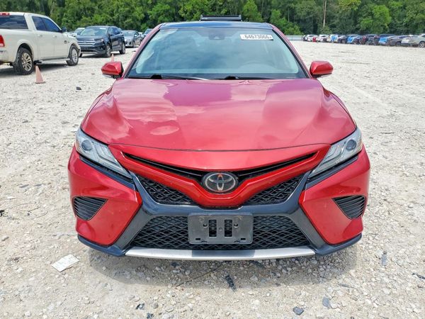 2019 TOYOTA CAMRY XSE