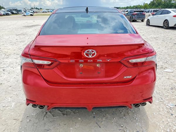 2019 TOYOTA CAMRY XSE
