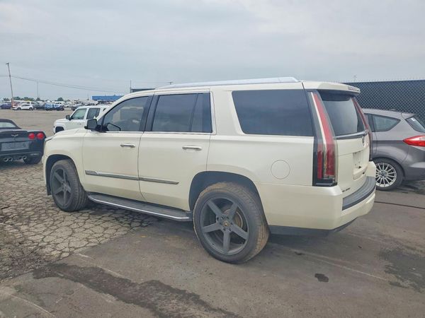 2015 CADILLAC ESCALADE Luxury