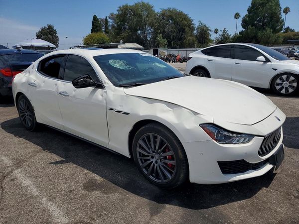 2019 MASERATI GHIBLI