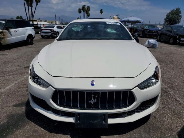 2019 MASERATI GHIBLI