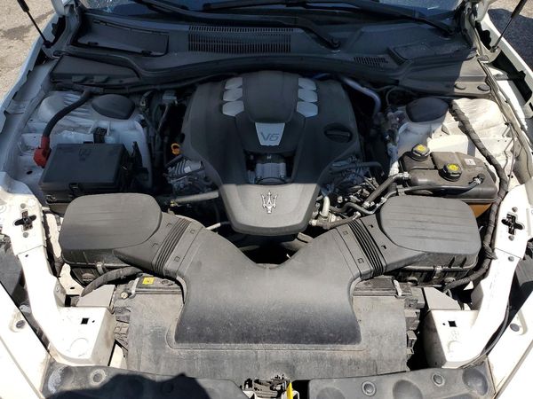 2019 MASERATI GHIBLI