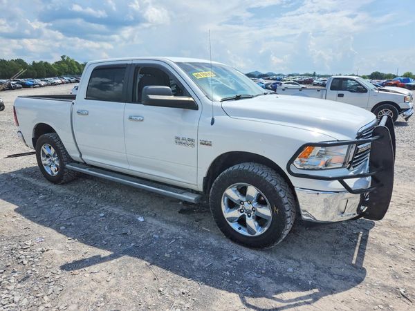 2014 RAM 1500 SLT