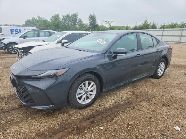 2026 TOYOTA CAMRY