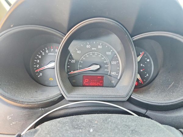 2014 KIA RIO