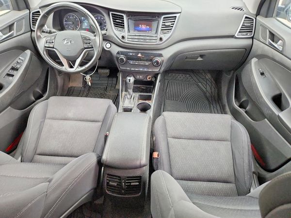 2017 HYUNDAI TUCSON