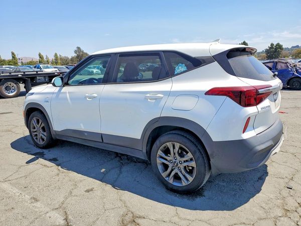 2023 KIA SELTOS LX