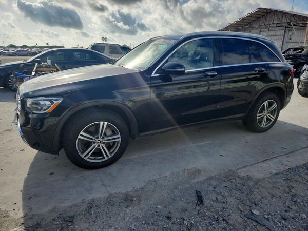 2020 MERCEDES-BENZ GLC GLC300
