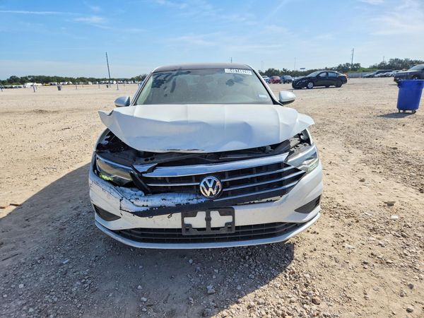 2021 VOLKSWAGEN JETTA S / SE / R-Line