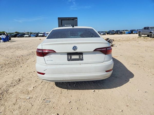 2021 VOLKSWAGEN JETTA S / SE / R-Line