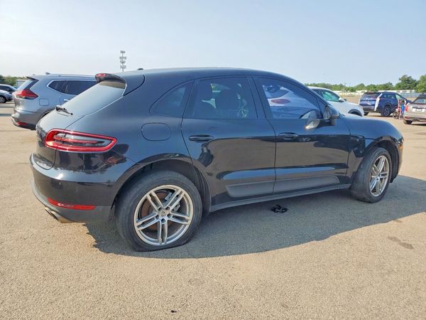 2016 PORSCHE MACAN — PSRA