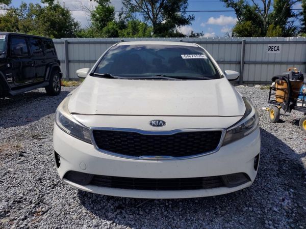 2017 KIA FORTE LX Base