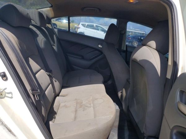 2017 KIA FORTE LX Base
