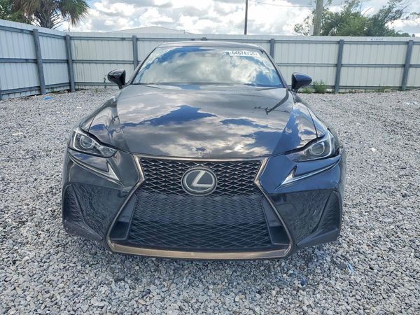 2019 LEXUS IS 300