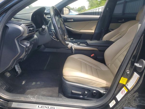 2019 LEXUS IS 300