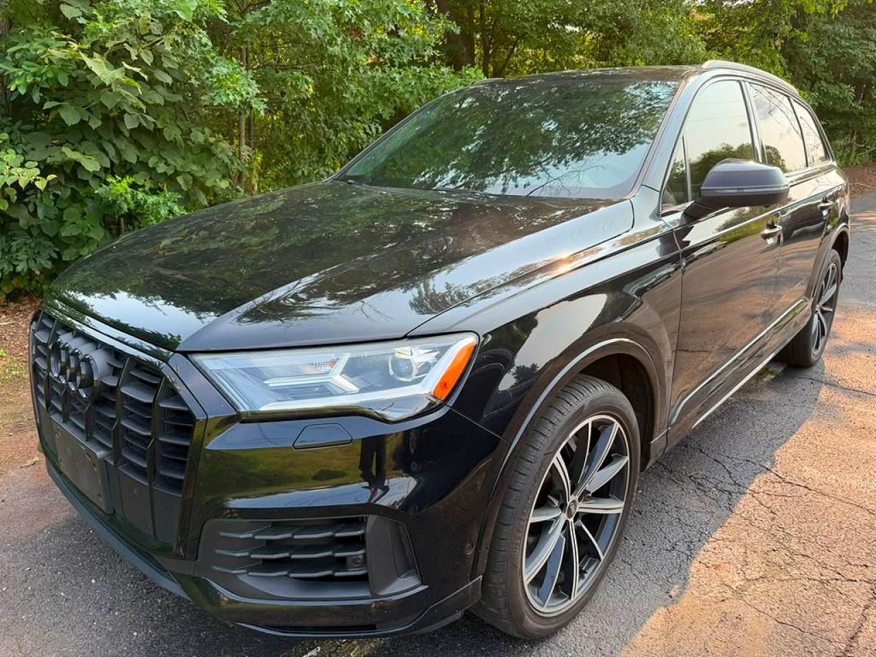 2021 AUDI Q7 quattro Premium Plus