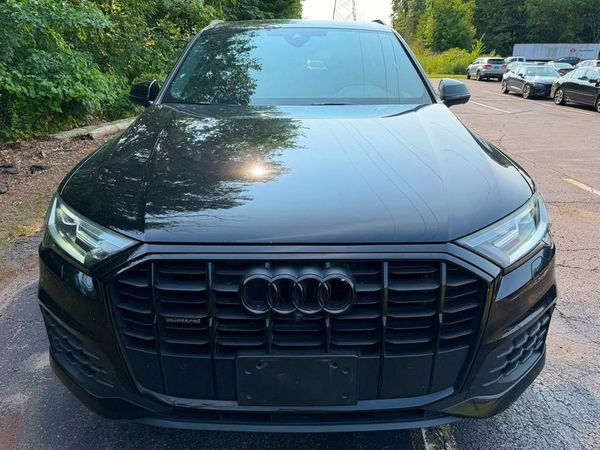 2021 AUDI Q7 quattro Premium Plus
