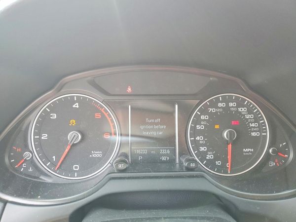 2014 AUDI Q5 Prestige