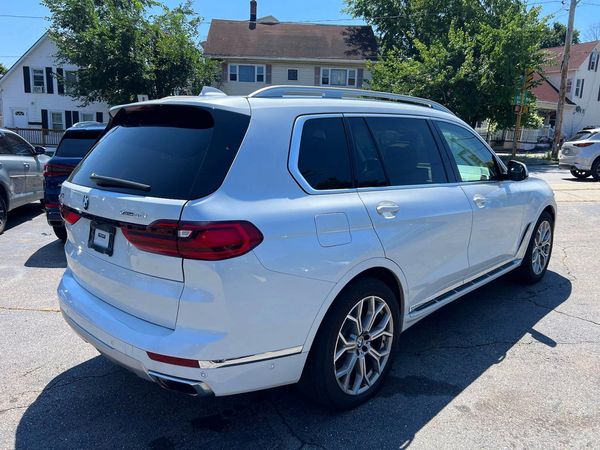 2019 BMW X7 xDrive50i