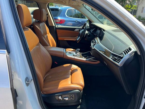 2019 BMW X7 xDrive50i