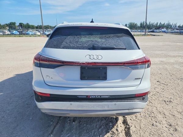 2022 AUDI Q4 E-TRON quattro Premium Plus