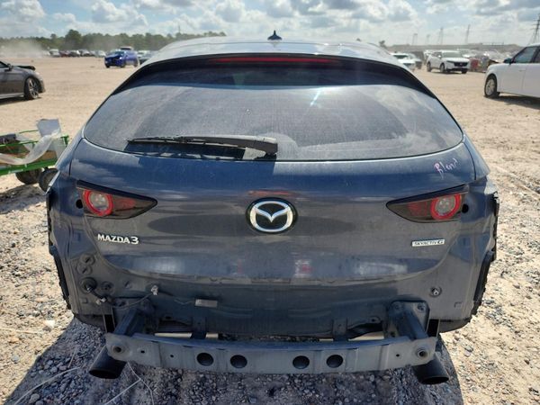 2020 MAZDA 3