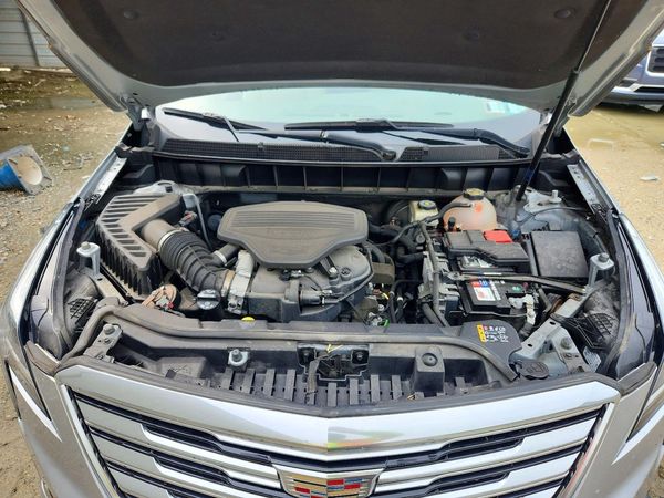 2017 CADILLAC XT5