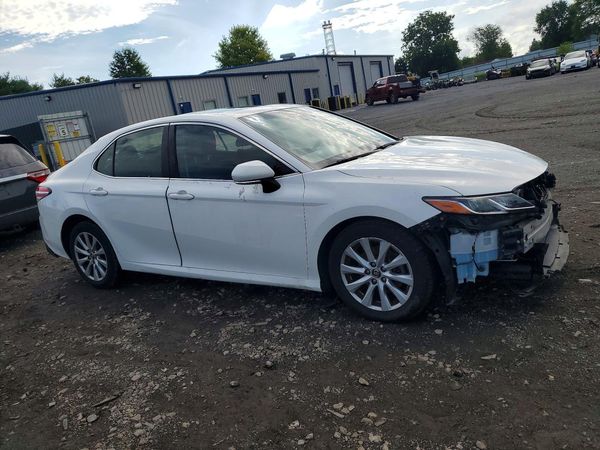 2018 TOYOTA CAMRY LE/SE/XLE/XSE