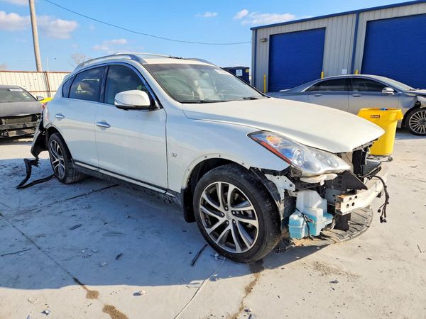 2017 INFINITI QX50 — Passenger 3/4