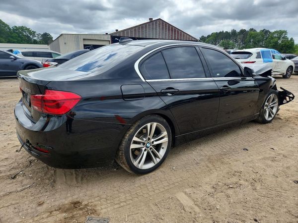 2018 BMW 330