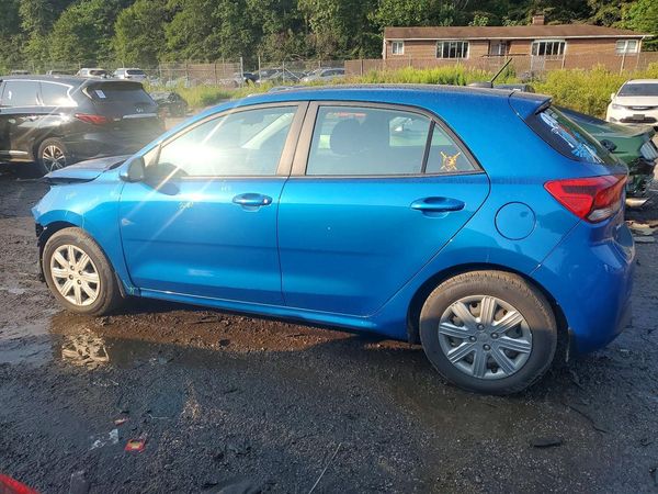 2022 KIA RIO LX, S